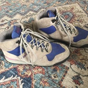 Vintage classic Merrell hiking boots